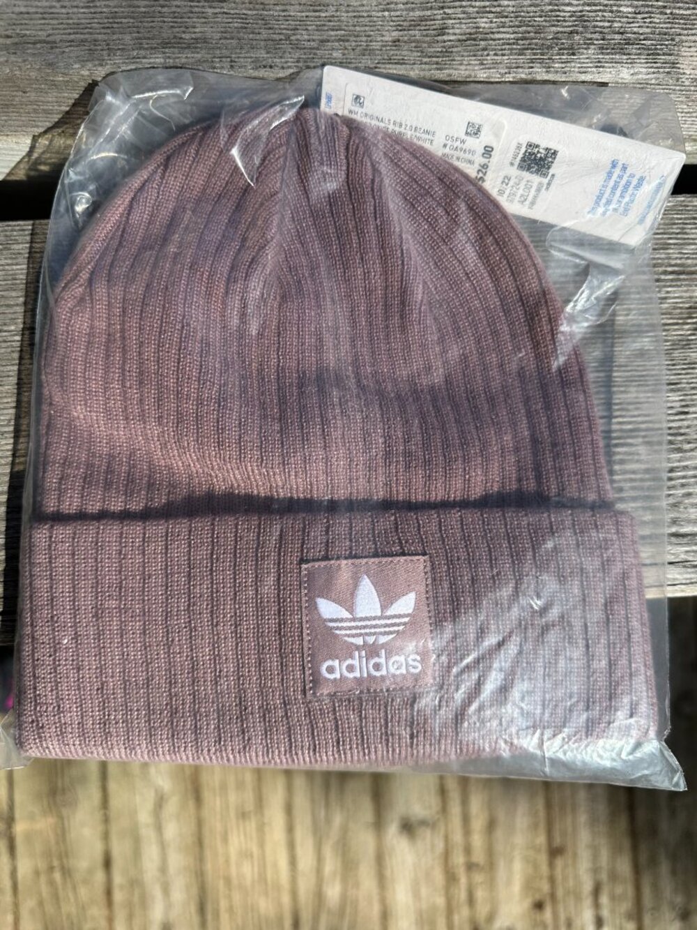 Adidas Originals Women's Rib 2.0 Beanie, Oxide Purple/White - Picture 3 of 4